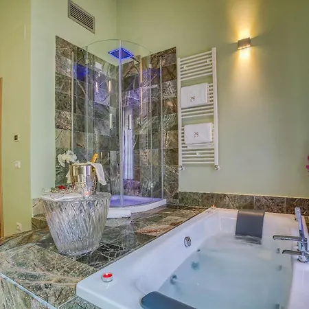Des Reves Hotel 4*